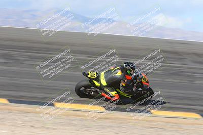 media/Feb-04-2024-SoCal Trackdays (Sun) [[91d6515b1d]]/1-Bowl (950am)/